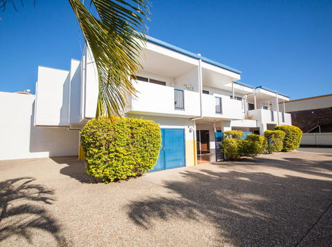 Cosmopolitan Motel & Serviced Apartments - Accommodation Rockhampton 2