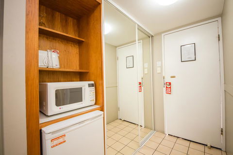 Cosmopolitan Motel & Serviced Apartments - Accommodation Rockhampton 22