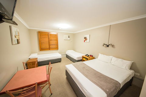 Cosmopolitan Motel & Serviced Apartments - Accommodation Rockhampton 7