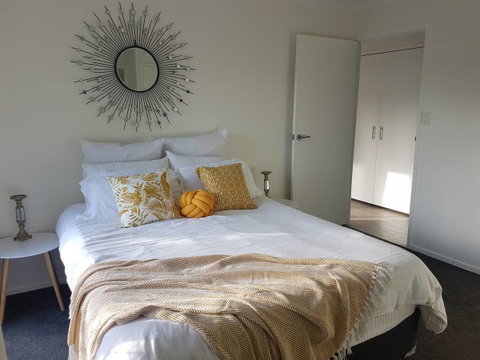 Beautiful Home- Walk To Beach-Short Drive To Noosa - Accommodation Rockhampton 4