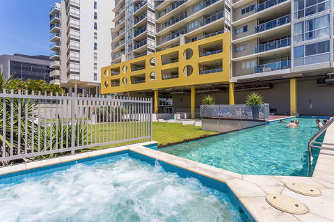 Oxygen Apartments - Accommodation Rockhampton 8