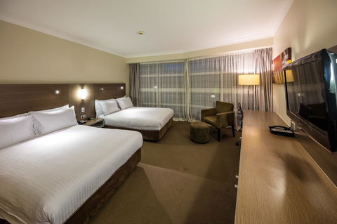 DoubleTree By Hilton Cairns - Accommodation Rockhampton 14
