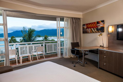 DoubleTree By Hilton Cairns - Accommodation Rockhampton 19