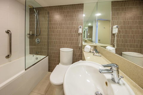 DoubleTree By Hilton Cairns - Accommodation Rockhampton 36