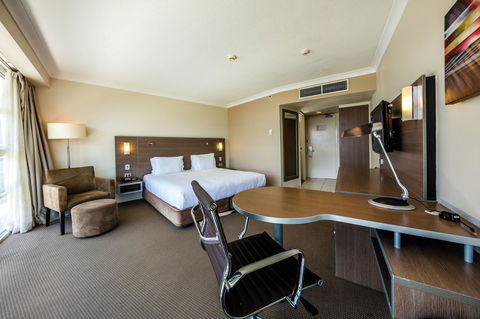 DoubleTree By Hilton Cairns - Accommodation Rockhampton 21