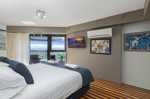 Burleigh Esplanade Apartments - Accommodation Rockhampton 32