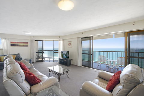 Burleigh Esplanade Apartments - Accommodation Rockhampton 38