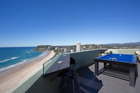 Burleigh Esplanade Apartments - Accommodation Rockhampton 3