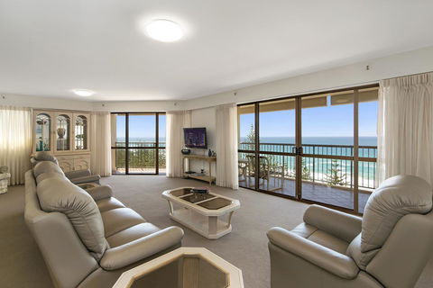 Burleigh Esplanade Apartments - Accommodation Rockhampton 37