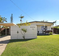 6 Botany Court Marcoola Beach - Pet Friendly 500 Bond - Accommodation Rockhampton