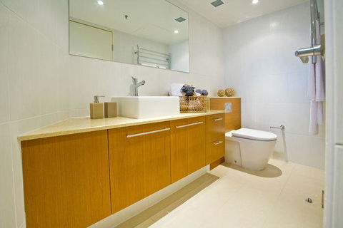 Lanai Riverside Apartments - Accommodation Rockhampton 26