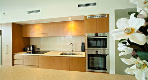 Lanai Riverside Apartments - Accommodation Rockhampton 4