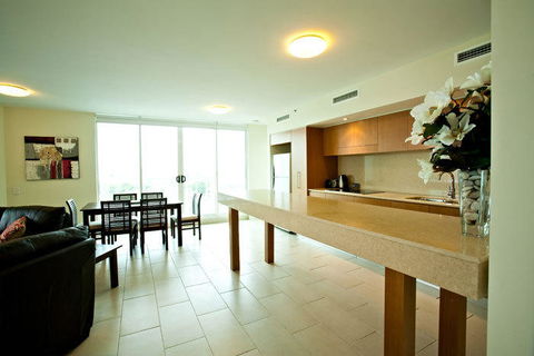 Lanai Riverside Apartments - Accommodation Rockhampton 9
