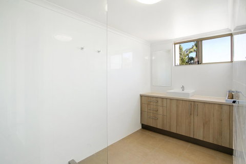 Surf Dance Apartments - Accommodation Rockhampton 30