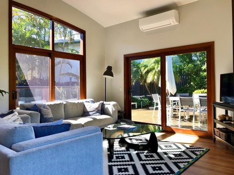 Villa 1 - 3 Parkedge Road - Accommodation Rockhampton 5