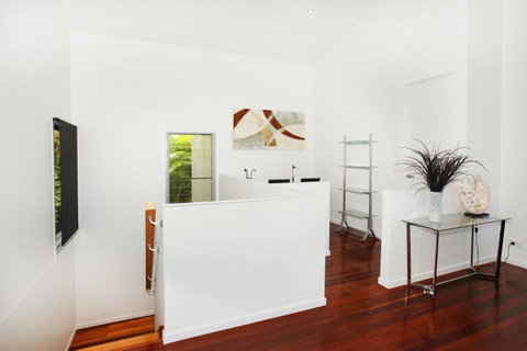 224 Centenary Heights Road Coolum Beach, 500 Dollar Bond, Linen Included - Accommodation Rockhampton 7