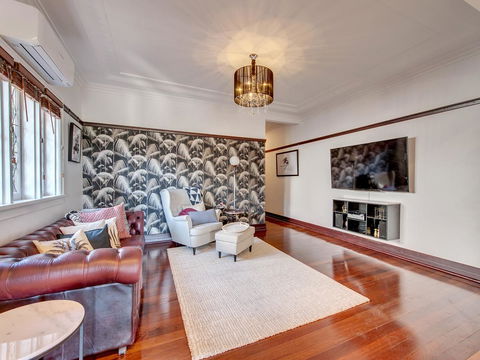 Anville Court - Accommodation Rockhampton 3