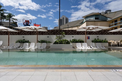 Ruby Gold Coast By Serain - Accommodation Rockhampton 4