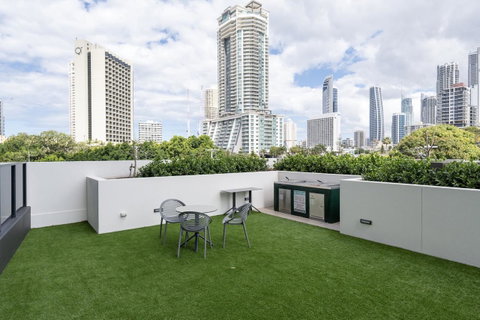 Ruby Gold Coast By Serain - Accommodation Rockhampton 9