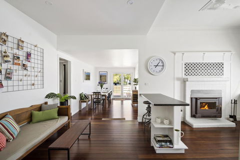 The Lighthouse - Accommodation Rockhampton 7