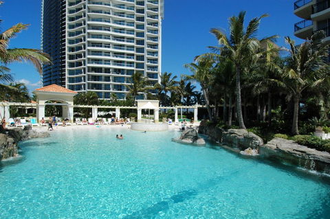 Chevron Renaissance - HR Surfers Paradise - Accommodation Rockhampton 14