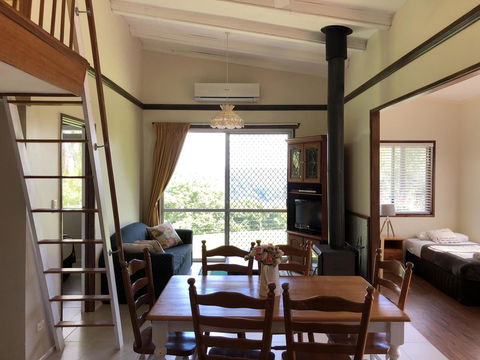 Montville Holiday Apartments - Accommodation Rockhampton 12