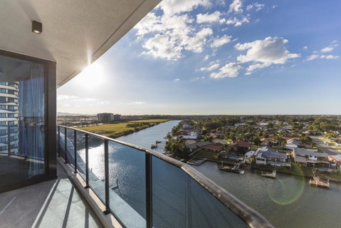 Waterview 3BR Modern Apartment Near Harbour Town - Waterpoint - Accommodation Rockhampton 3