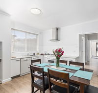 Wattle Grove Villa - Accommodation Rockhampton