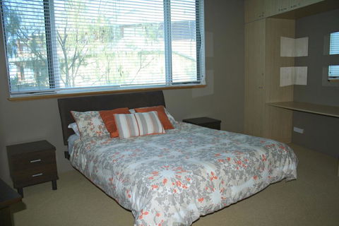 WAVES 203 ON CURRUMBIN - Accommodation Rockhampton 1