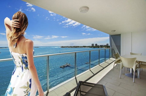 Waves Maroochy River - Accommodation Rockhampton 0