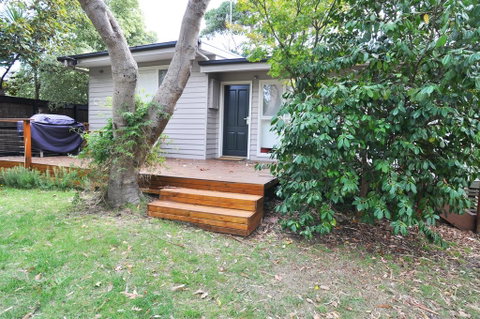 WAVES ON FLORIDA - SURF SIDE - Accommodation Rockhampton 0