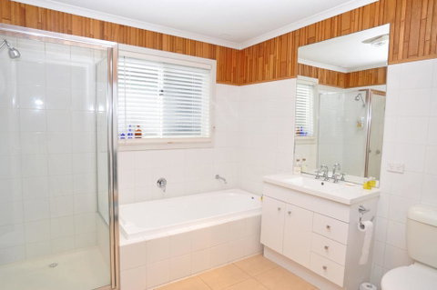 WELCOME BREAK - PET FRIENDLY - Accommodation Rockhampton 3