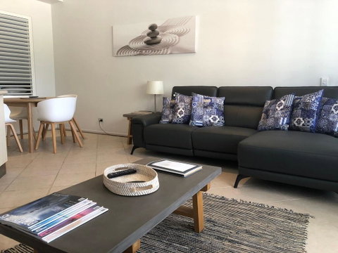 Welcome To The Centre Of Paradise - Accommodation Rockhampton 3