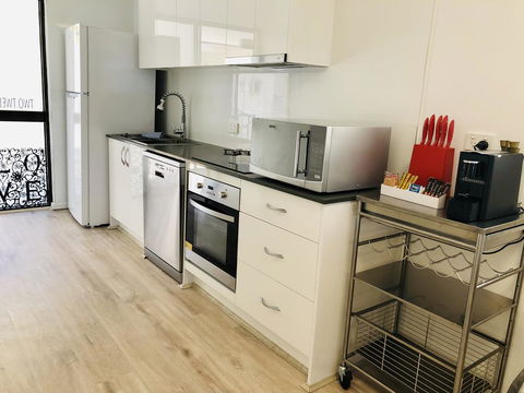 West Beach Lagoon 212 - Great Views - Accommodation Rockhampton 1