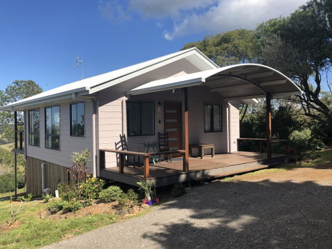 White Cedar Cottage - Accommodation Rockhampton 0