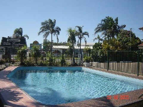 White Lanterns Motel - Accommodation Rockhampton 0