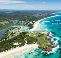 White Waves on the Beach - Accommodation Rockhampton