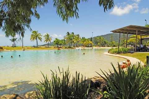 Whitsunday On The Beach - Accommodation Rockhampton 2