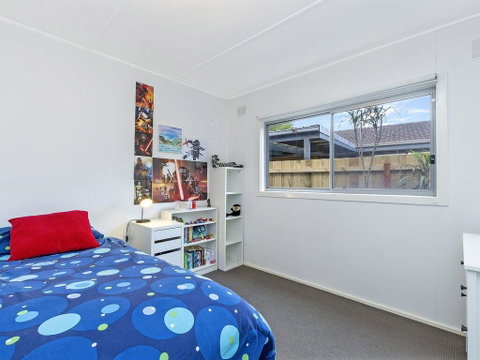 Willan - 43 Powling Street - Accommodation Rockhampton 1