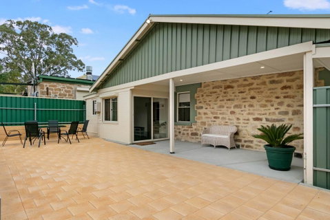 Williamstown Bed And Breakfast - Accommodation Rockhampton 3