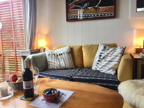 Willow Cabin - Accommodation Rockhampton 0