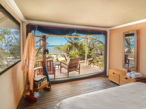 Wilson Island - Accommodation Rockhampton 1