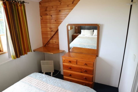Wind Song Mountain Retreat - Accommodation Rockhampton 1