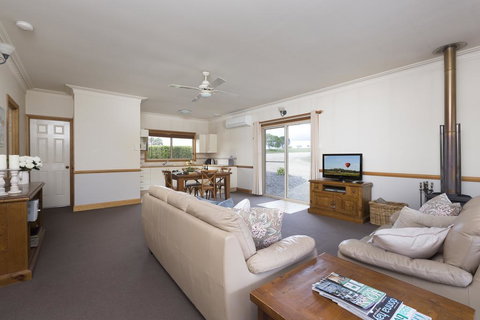Windsors Edge Cottage Pokolbin - Accommodation Rockhampton 3