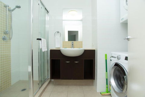 Wings Resort - Private Apartments - Accommodation Rockhampton 2