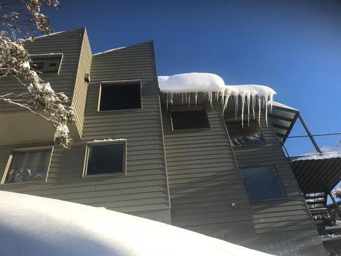 Winterbrook Chalet - Accommodation Rockhampton 0