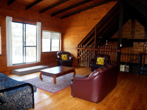 Wolfes Landing Eco Stay - Accommodation Rockhampton 3