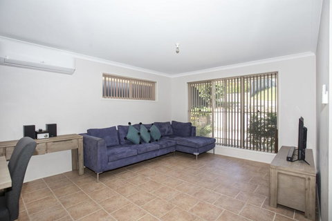 Wonder On Wattlevale - Accommodation Rockhampton 1