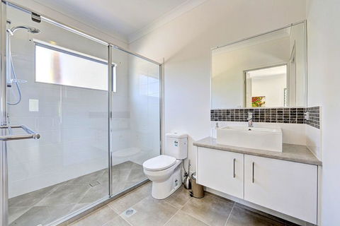 Woodgate Beach Houses - Accommodation Rockhampton 3
