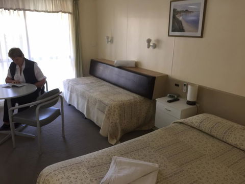 Woodmans Hill Motel - Accommodation Rockhampton 1